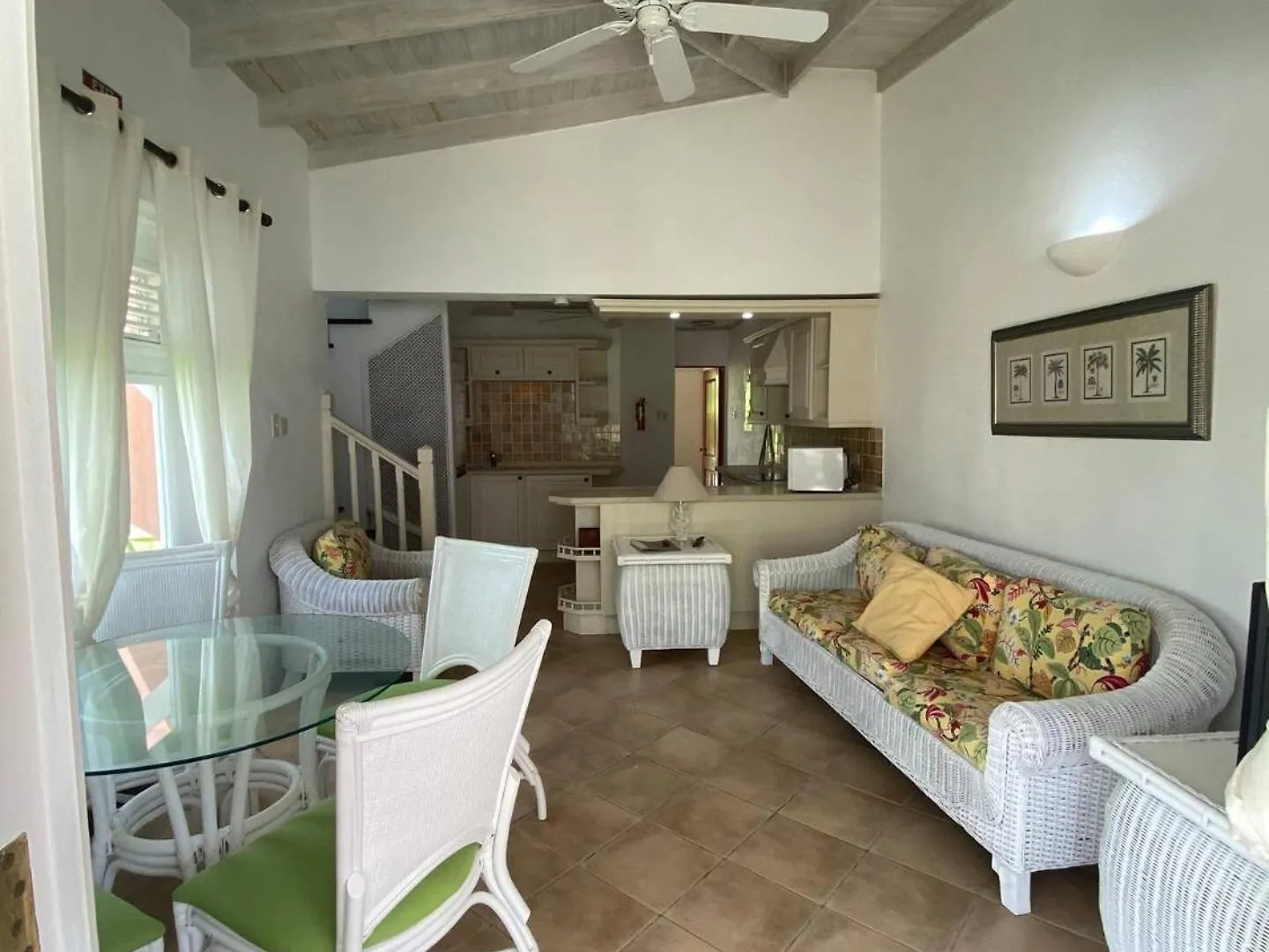 Kings Beach Village Saint Peter Villa