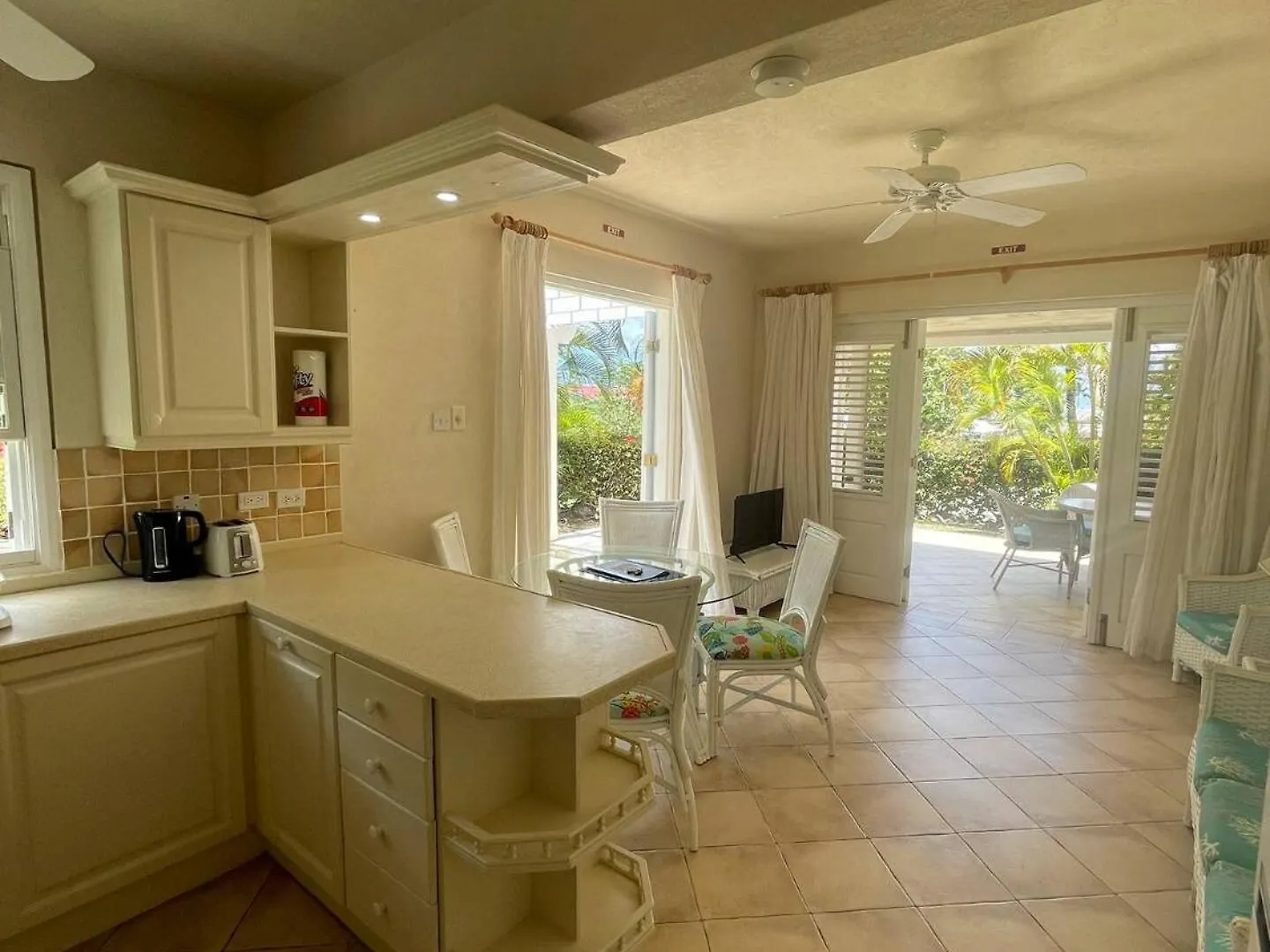 Villa Kings Beach Village Saint Peter